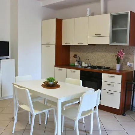 -sanremo-bussana- Suite-b With Ac - 5 Min From The Sea