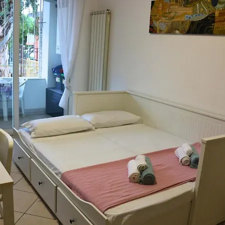 -sanremo-bussana- Suite-b With Ac - 5 Min From The Sea * סנרמו