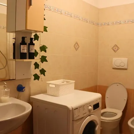 דירה -sanremo-bussana- Suite-b With Ac - 5 Min From The Sea סנרמו